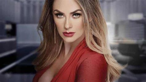 Aracely Arámbula muestra desnudo de juventud